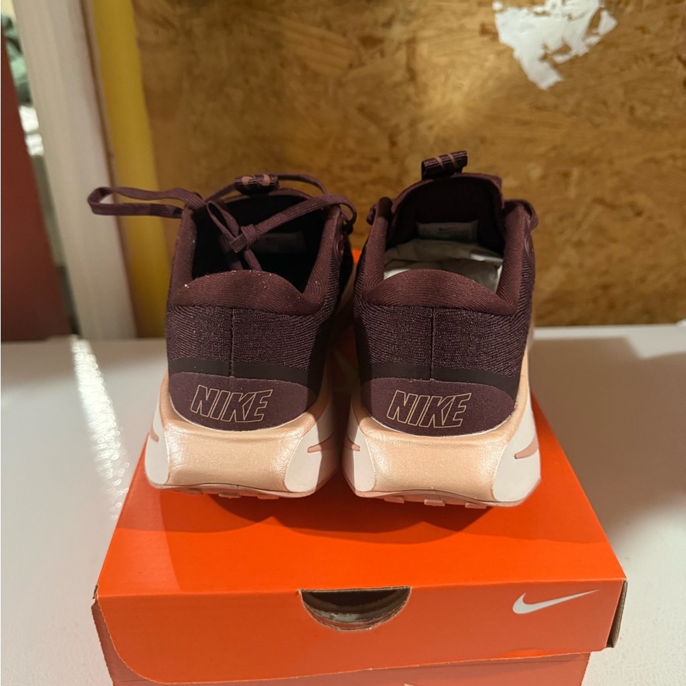 Nike Motiva Womens Shoes - Picture 3 of 6